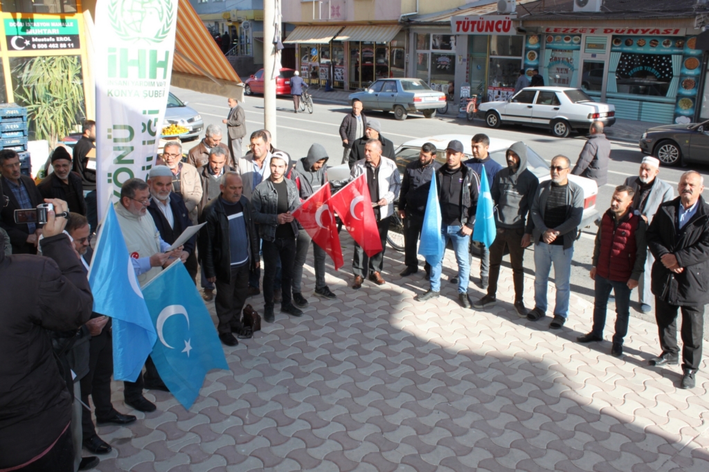 Çin zulmü protesto edildi